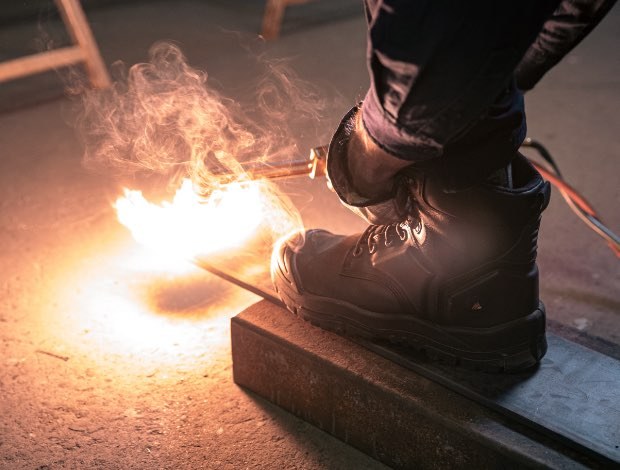 Mongrel 561 Stone High-Leg ZipSider Safety Boot with Scuff Cap 5